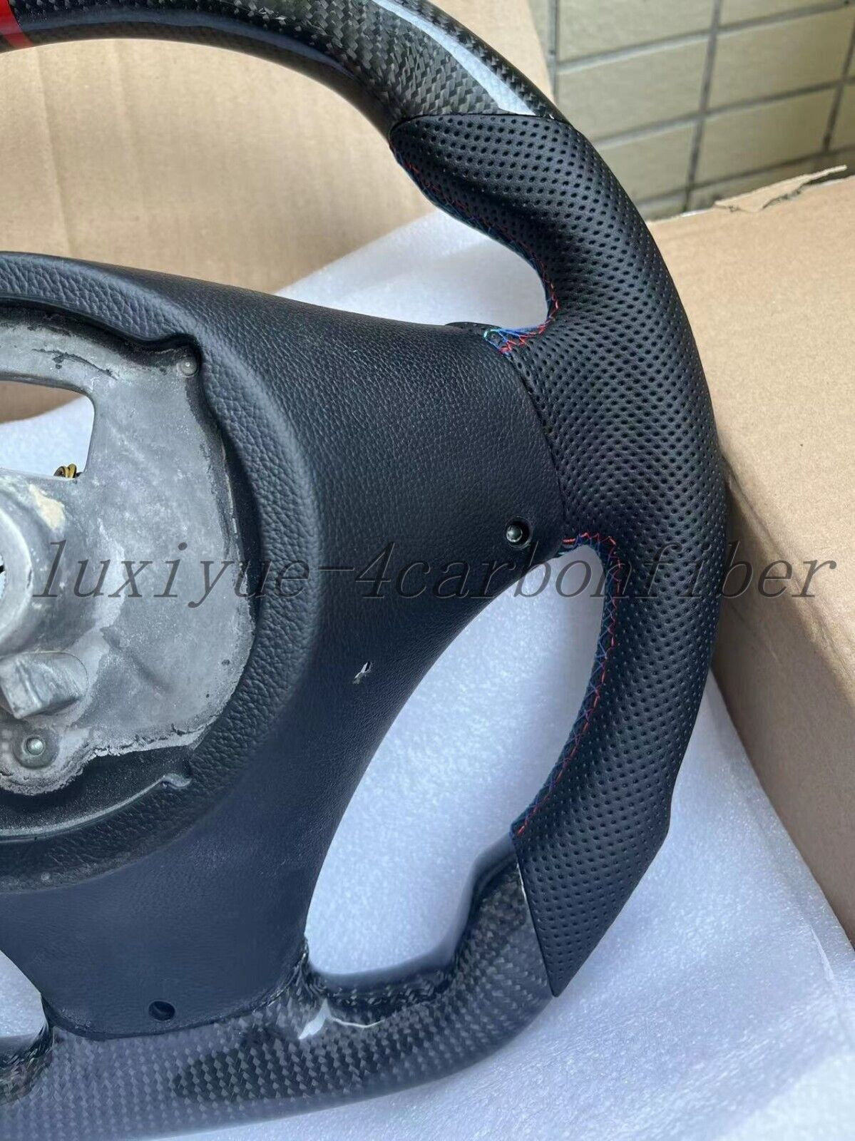 For BMW 3 Series E90 E91 E92/1 Series E81 E82 Carbon Fiber Steering Wheel Frame