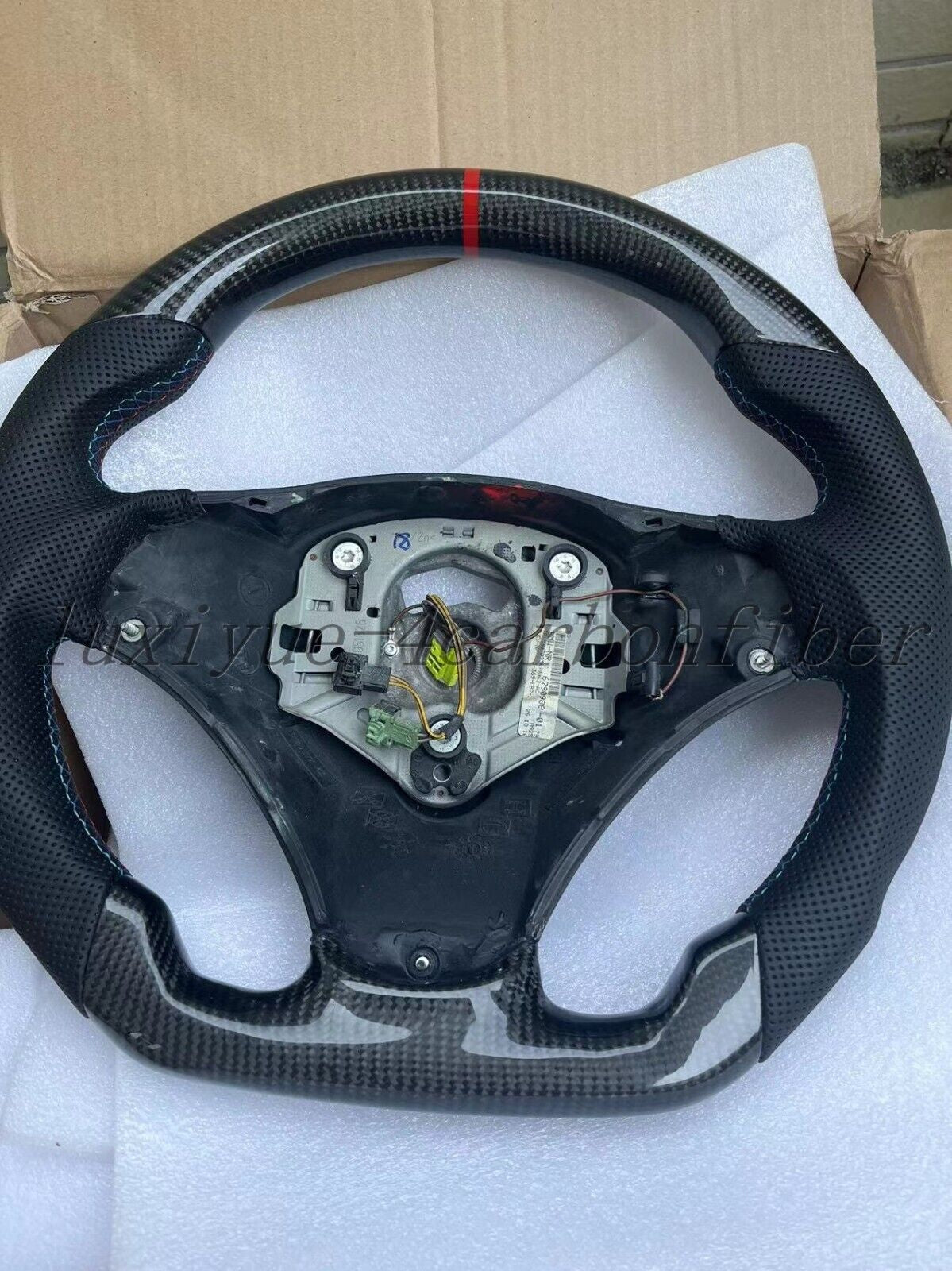 For BMW 3 Series E90 E91 E92/1 Series E81 E82 Carbon Fiber Steering Wheel Frame